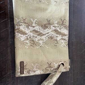 Simply Southern Tan and Cream Clutch